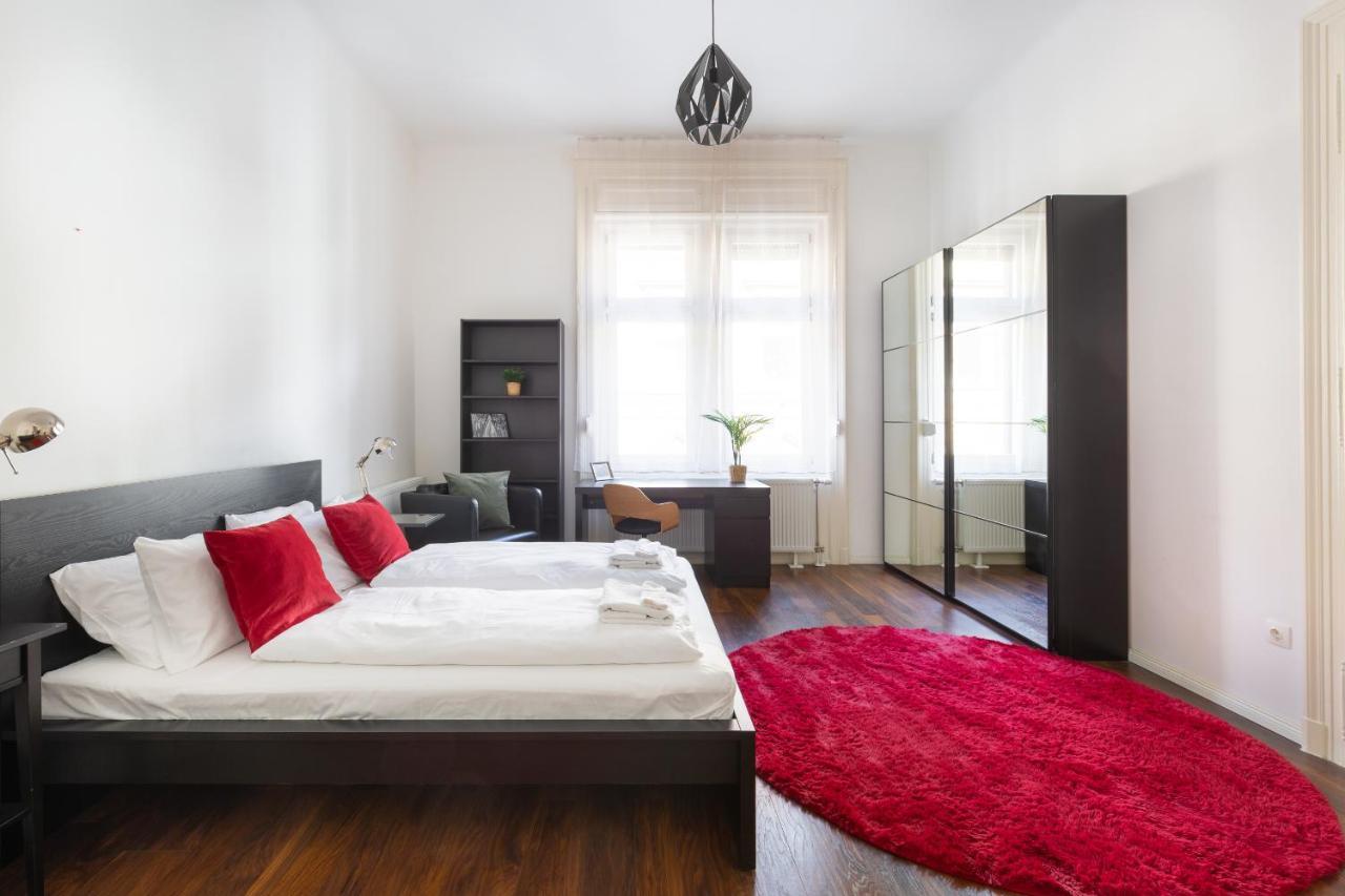 Red Dot One - New Unit In Heart Of Jewish Quarter Lejlighed Budapest Eksteriør billede