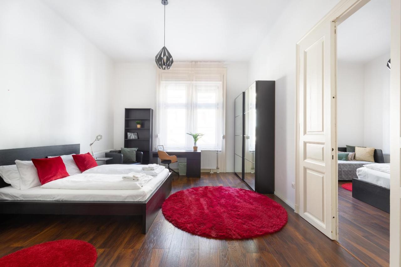 Red Dot One - New Unit In Heart Of Jewish Quarter Lejlighed Budapest Eksteriør billede