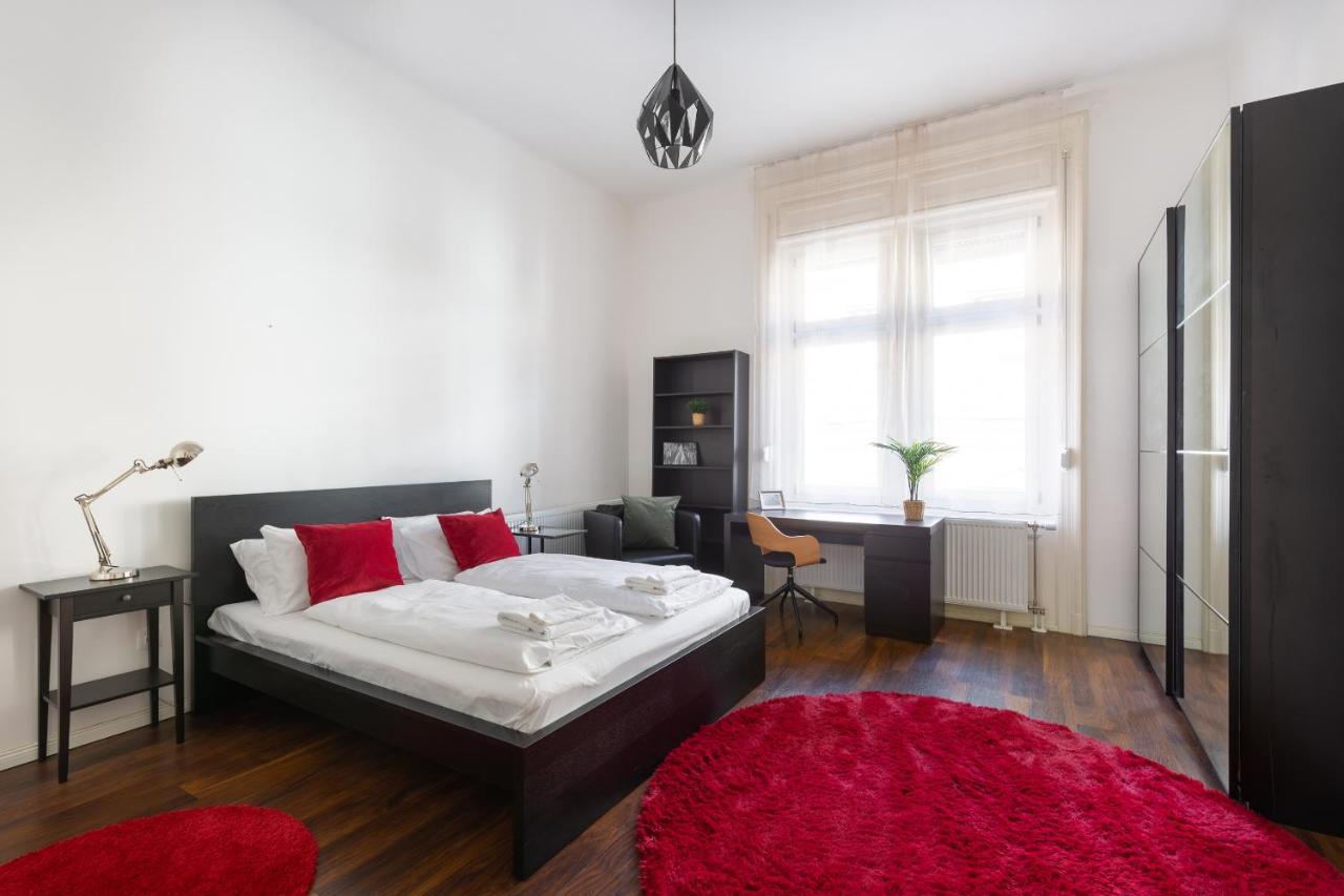 Red Dot One - New Unit In Heart Of Jewish Quarter Lejlighed Budapest Eksteriør billede