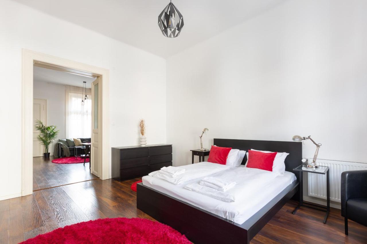 Red Dot One - New Unit In Heart Of Jewish Quarter Lejlighed Budapest Eksteriør billede